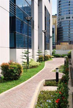 Апартаменты Bsa Twin Tower Ortigas Мандалуйонг Экстерьер фото